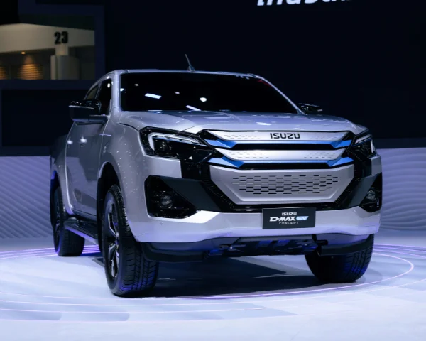 Isuzu AC repair in Dubai