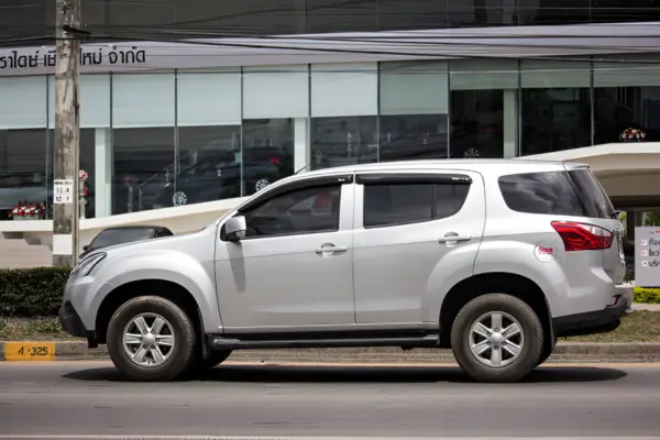 Isuzu Detailing Dubai