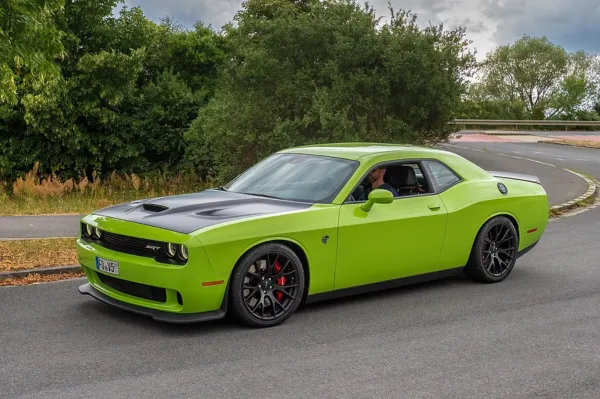 ورشة دودج للدهانات دبي