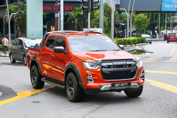 Isuzu Wheel Alignment Dubai