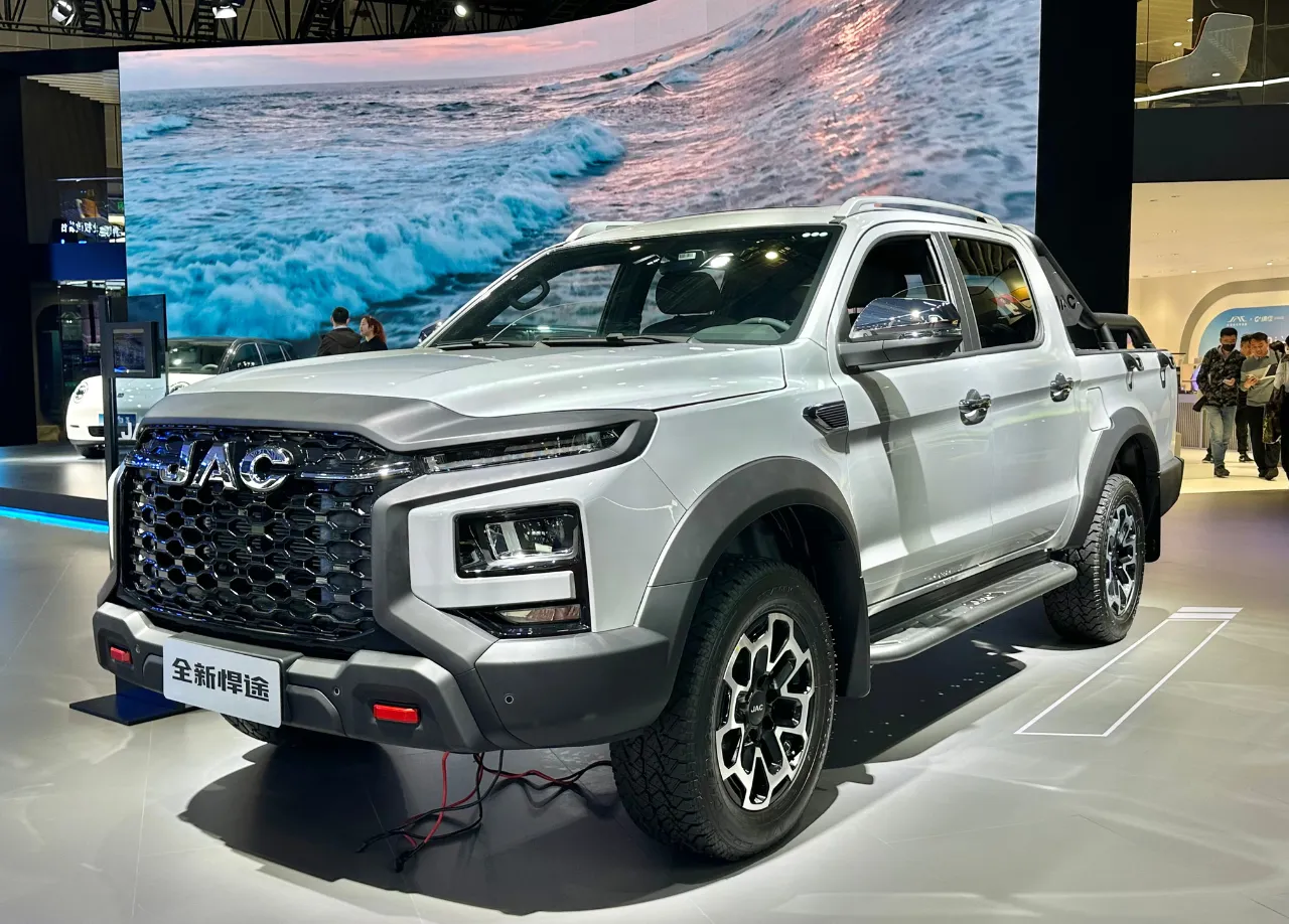 تعبئة غاز مكيفات جاك في دبي