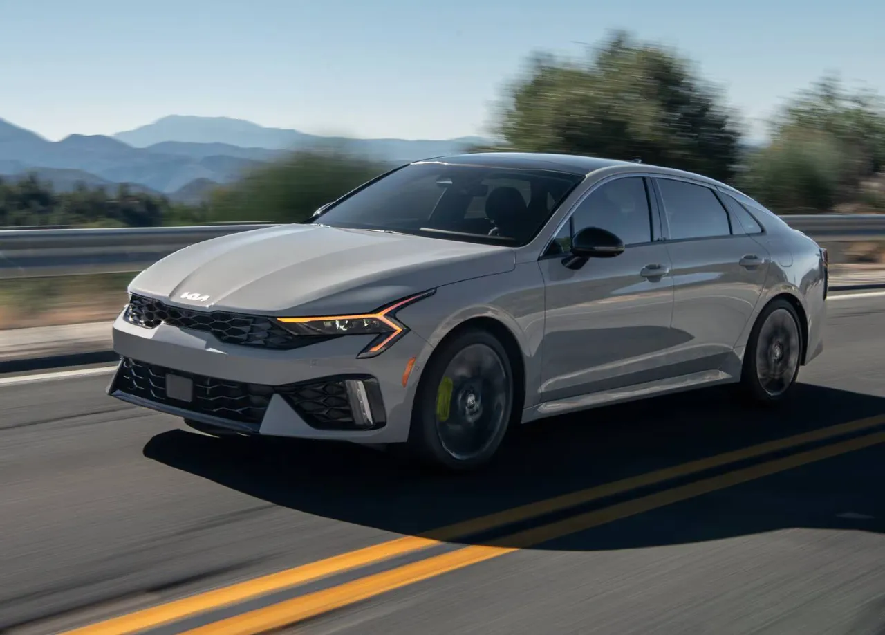 KIA AC Gas Refilling Dubai