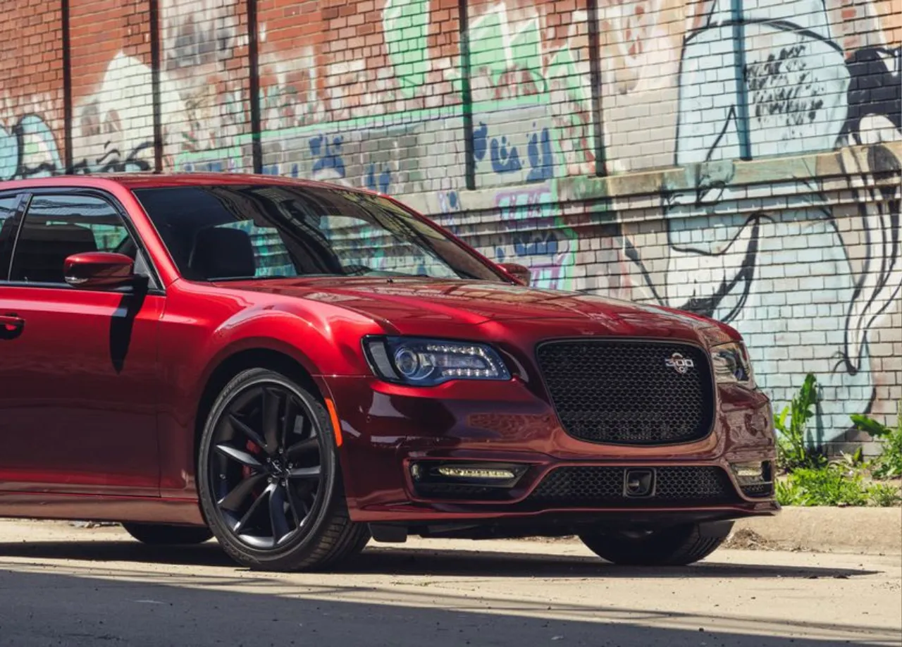 تنجيد سيارات كرايسلر في دبي